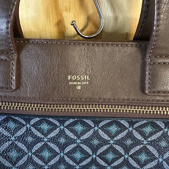 Fossil Geometric Jacquard Canvas & Brown Leather‎ Satchel Crossbody Bag - Picture 2 of 5